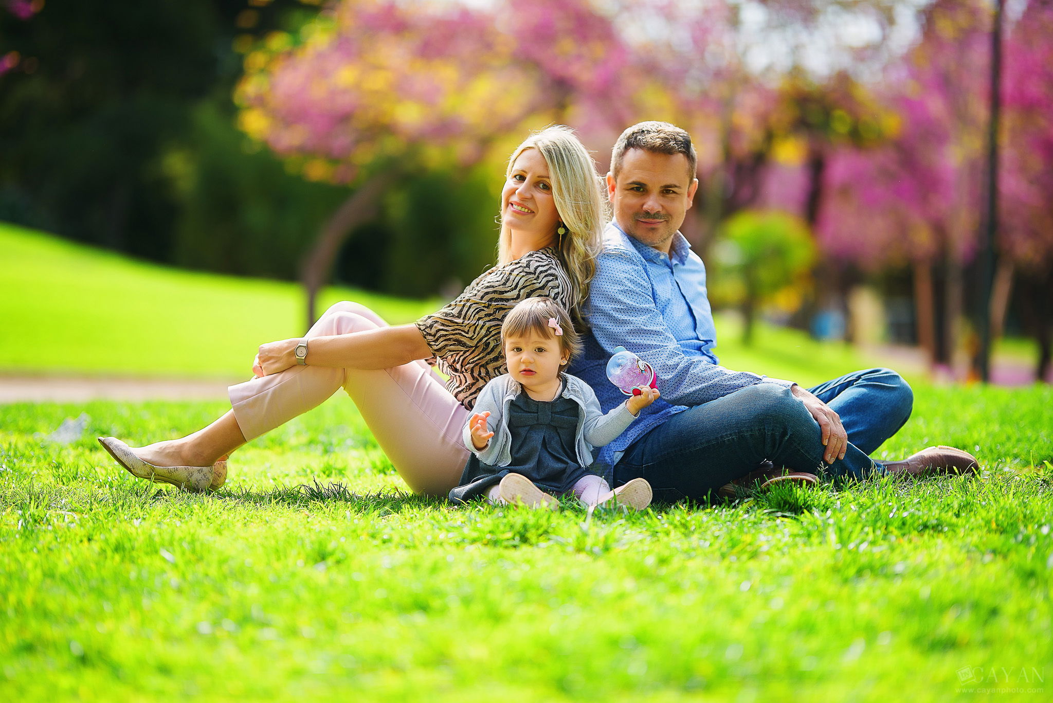 Luana and the Flowers